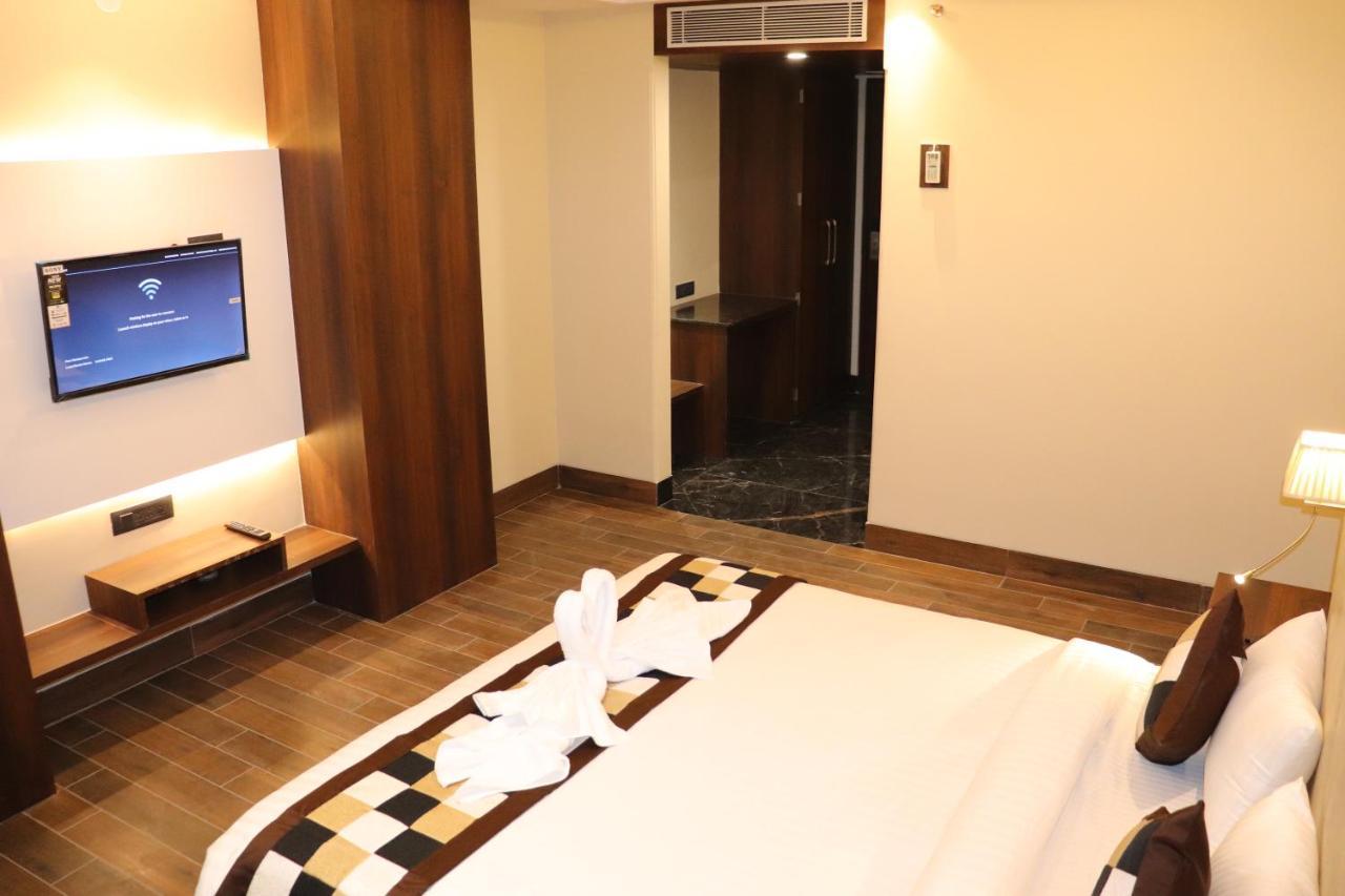Hotel Grand Geeta Beāwar 외부 사진