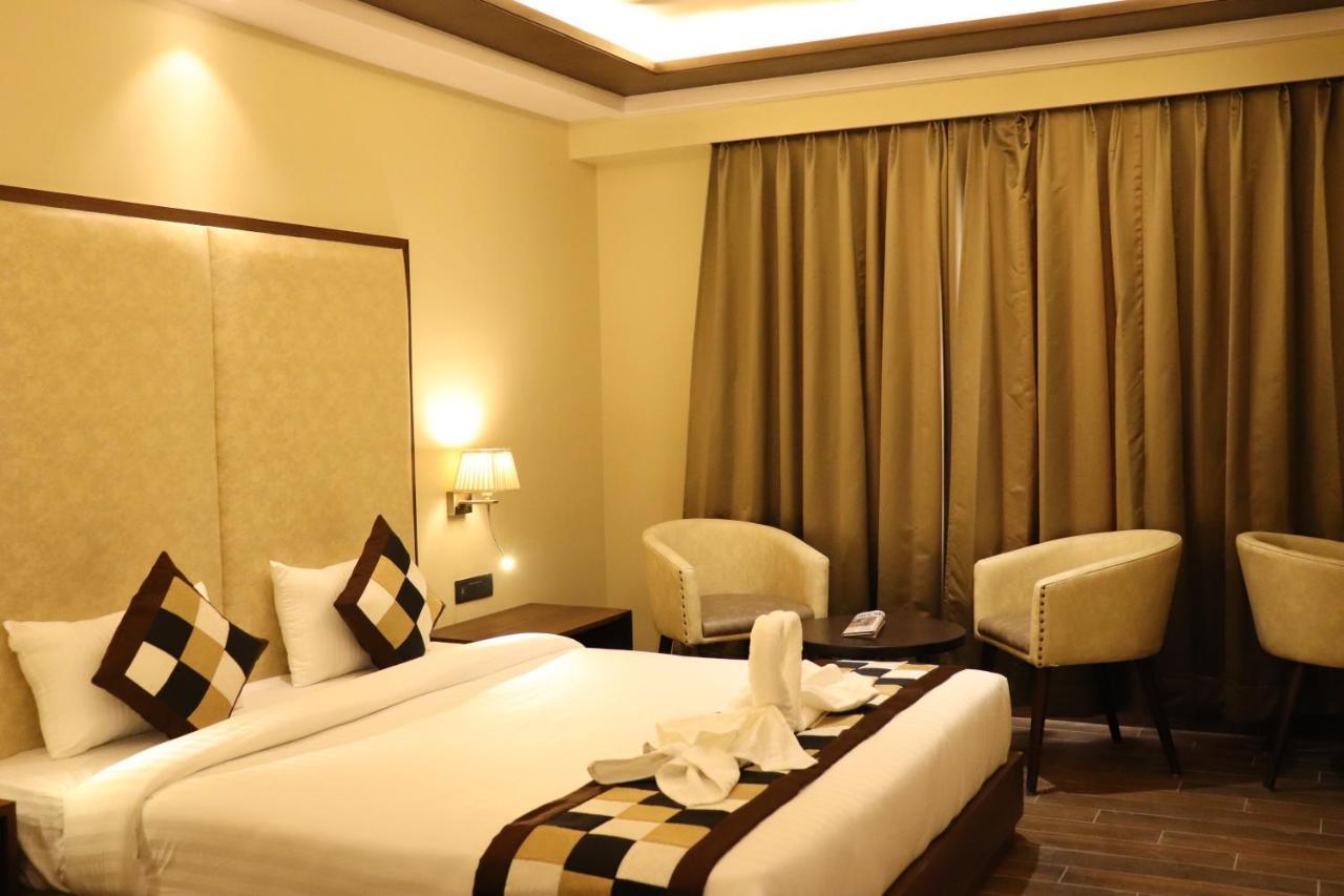 Hotel Grand Geeta Beāwar 외부 사진