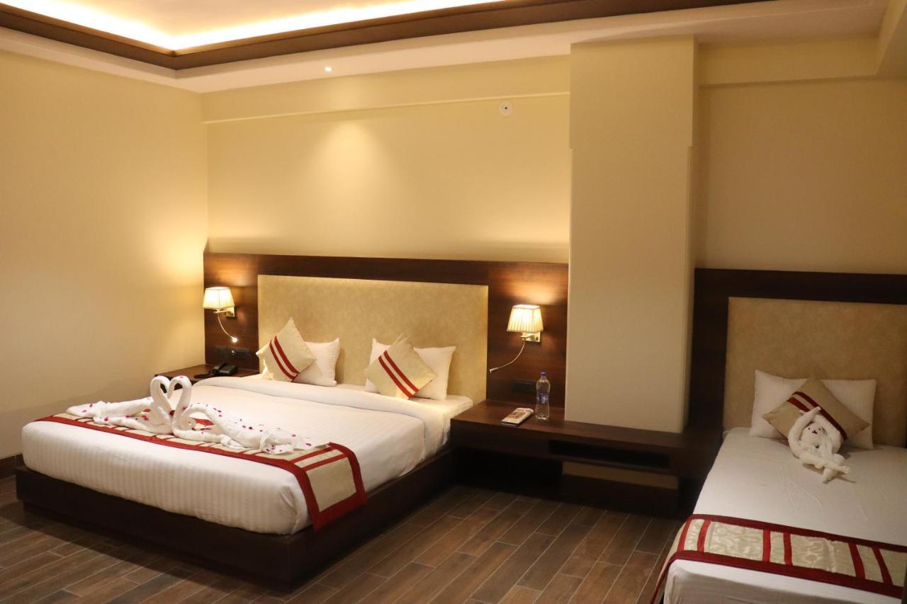 Hotel Grand Geeta Beāwar 외부 사진